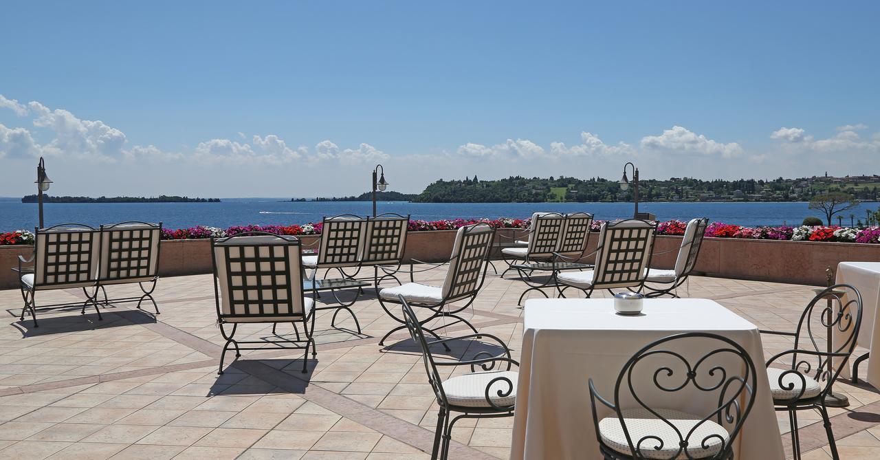 Hotel Savoy Palace Gardone Riviera Exterior foto
